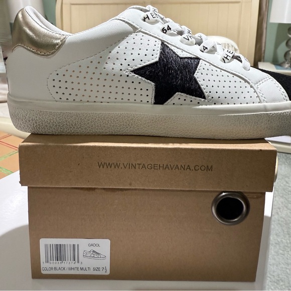 Vintage Havana Gadol Black and White Sneakers - Picture 8 of 8